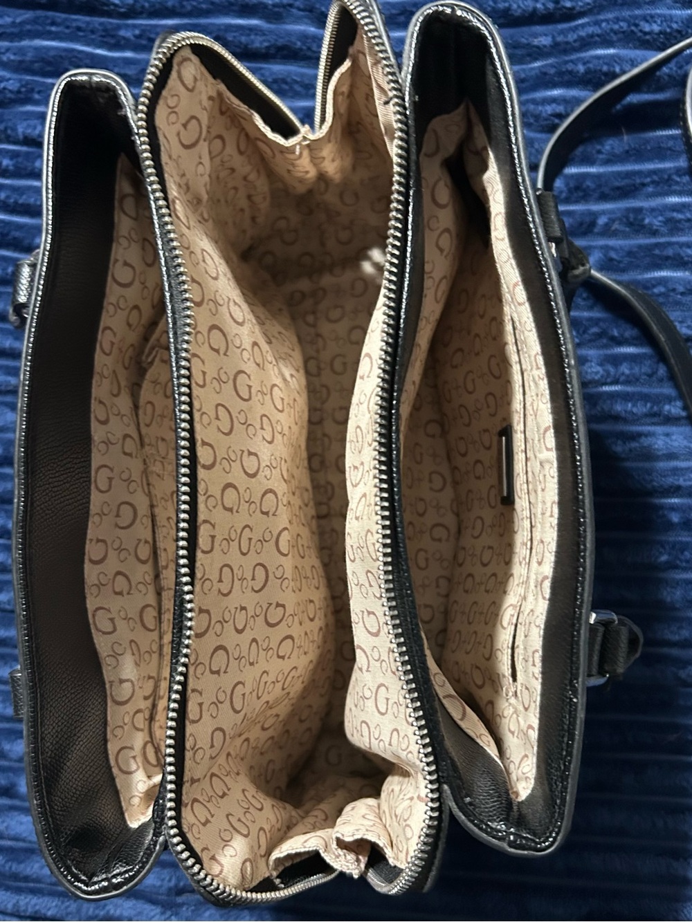Guess - Black Satchel w/ Bow Charm - Picture 10 of 15